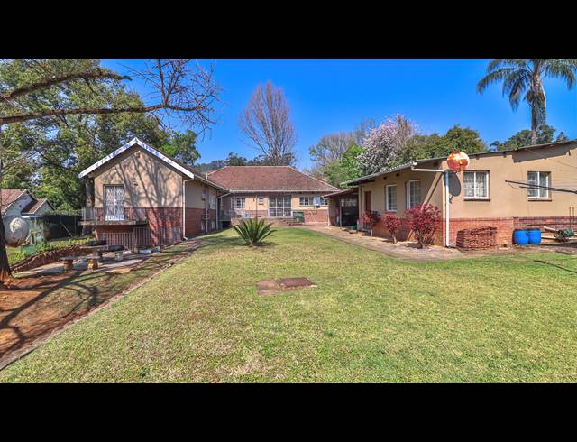 3 BEDROOM HOUSE FOR SALE IN BOUGHTON